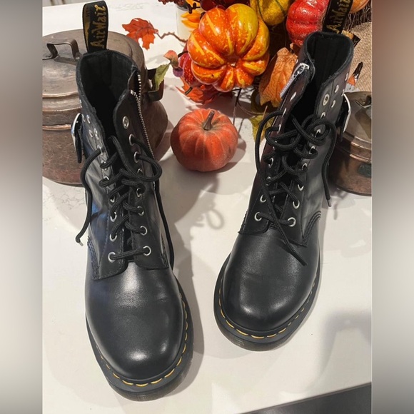 Dr Martens 1460 Pascal Napa Leather Boots - Picture 1 of 11